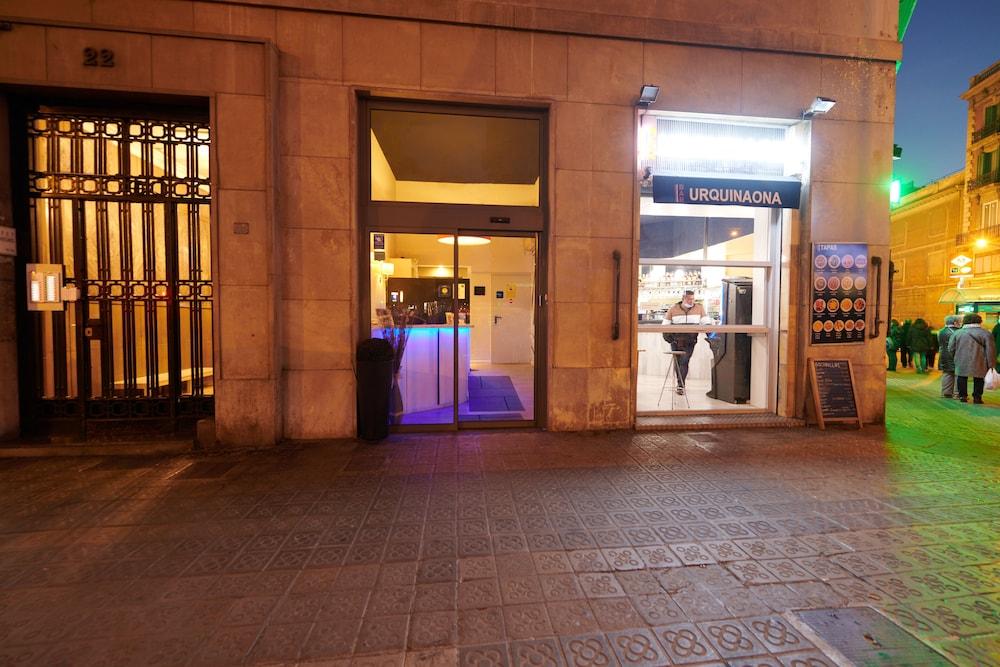 Q Barcelona Hotel ภายนอก รูปภาพ