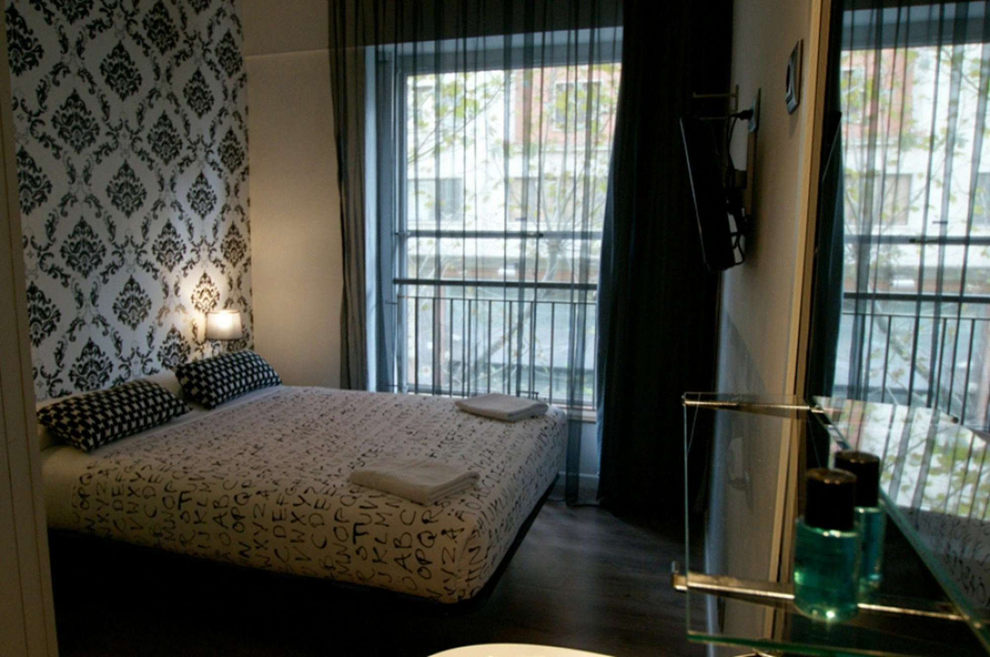 Q Barcelona Hotel ภายนอก รูปภาพ