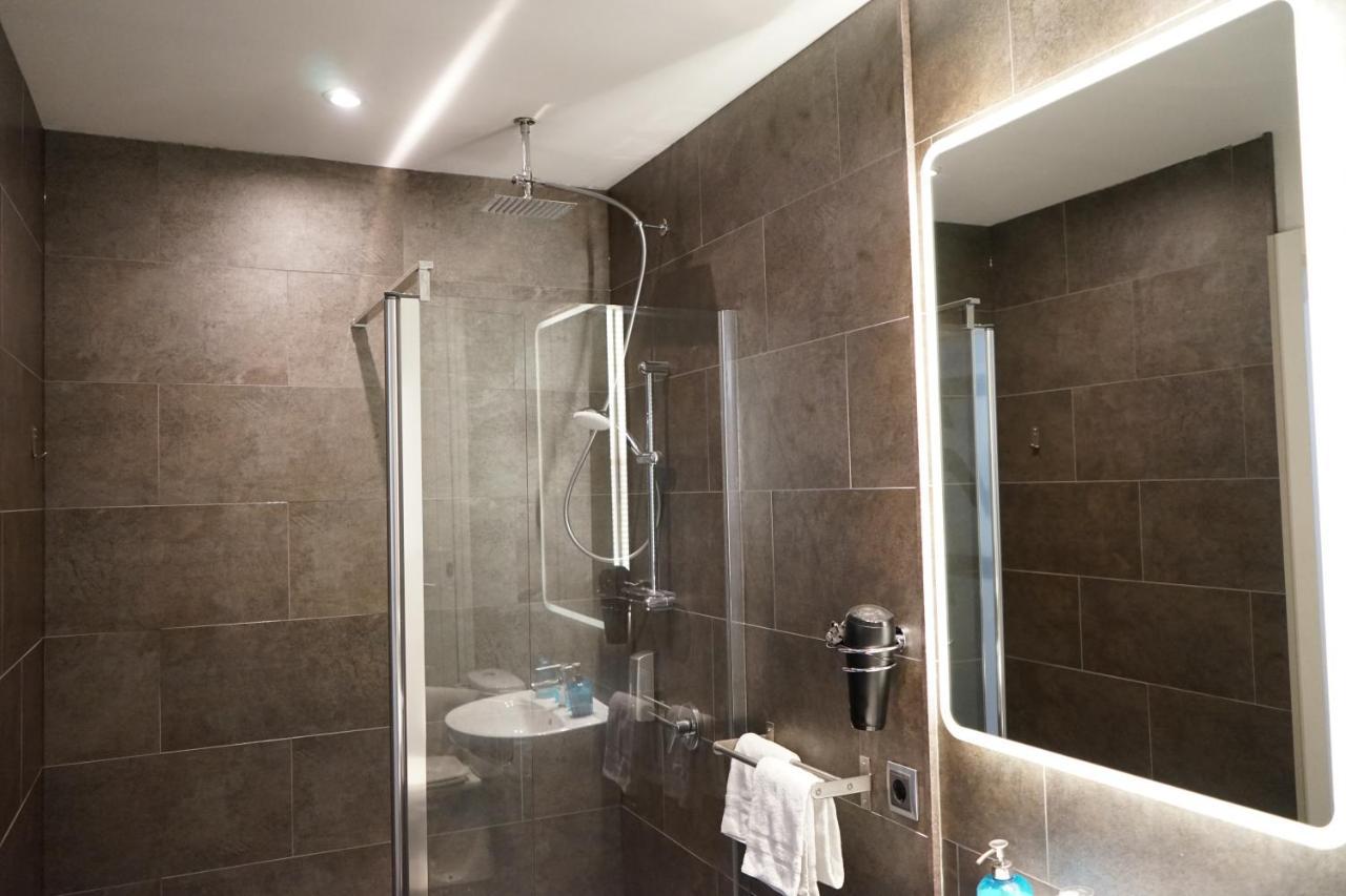 Q Barcelona Hotel ภายนอก รูปภาพ