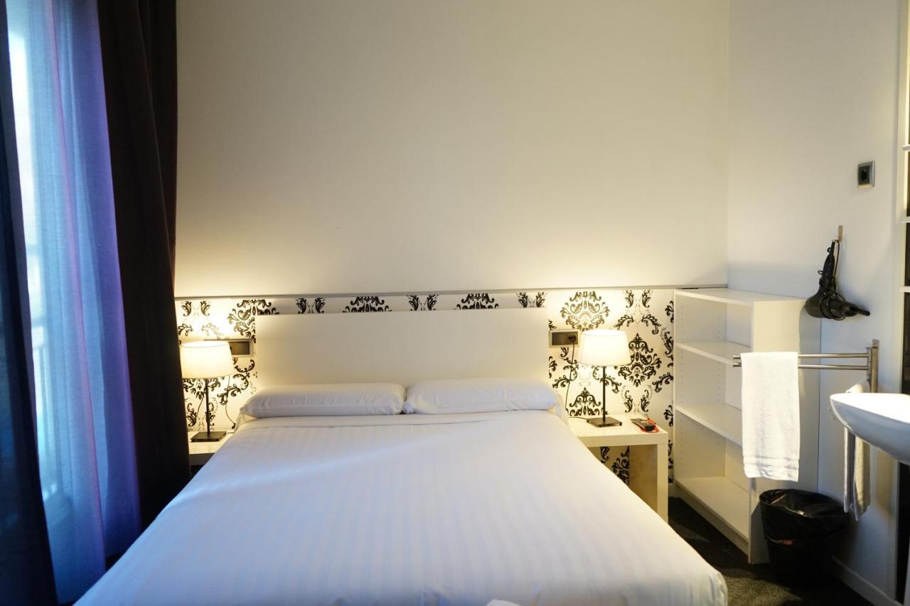Q Barcelona Hotel ภายนอก รูปภาพ