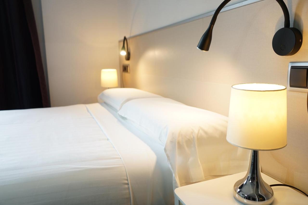 Q Barcelona Hotel ภายนอก รูปภาพ
