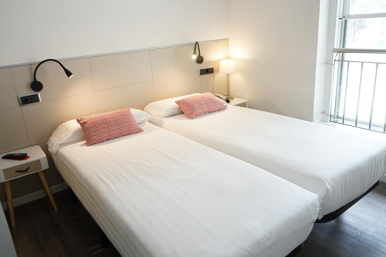 Q Barcelona Hotel ภายนอก รูปภาพ